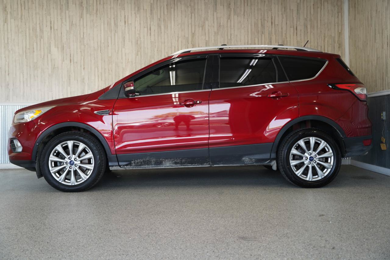 Used 2018 Ford Escape Titanium AWD/4WD image 5