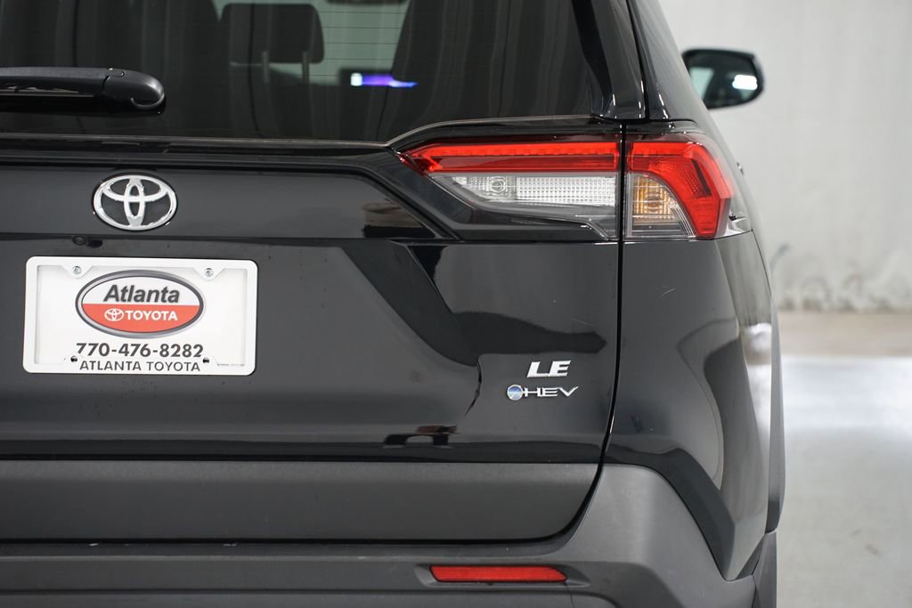 Certified 2025 Toyota RAV4 LE image 10