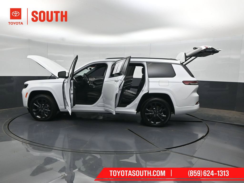 Used 2026 Jeep Grand Cherokee L Limited AWD/4WD image 60