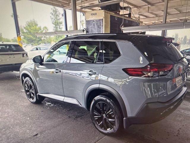 Certified 2023 Nissan Rogue SV w/ SV Premium B Package FWD image 8