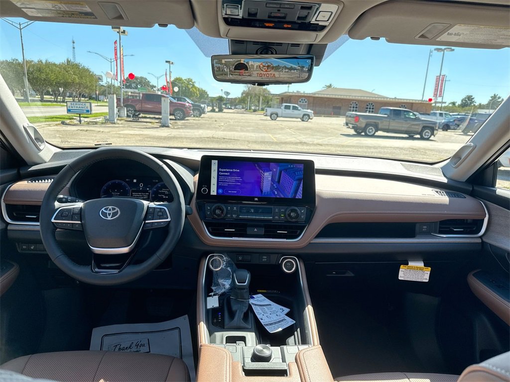 New 2026 Toyota Grand Highlander Platinum image 31