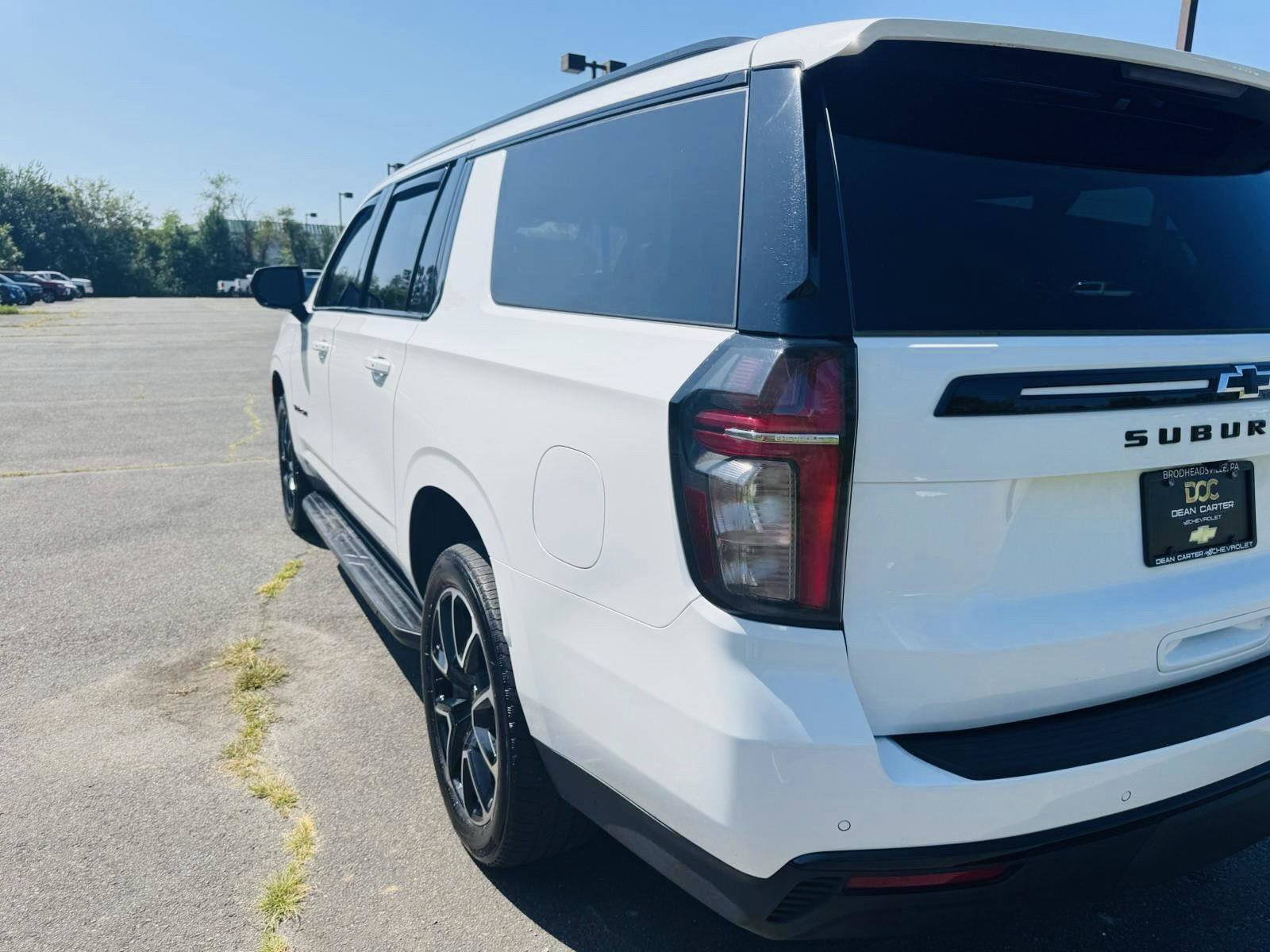 Used 2023 Chevrolet Suburban RST image 16