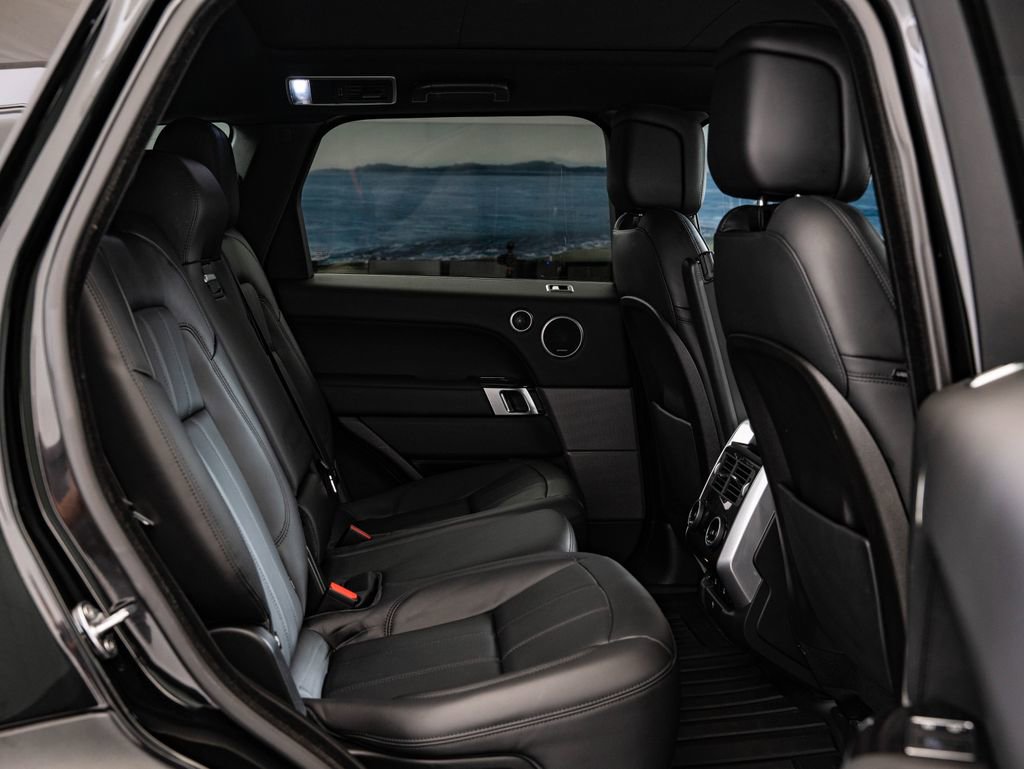 Used 2019 Land Rover Range Rover Sport HSE AWD/4WD image 44