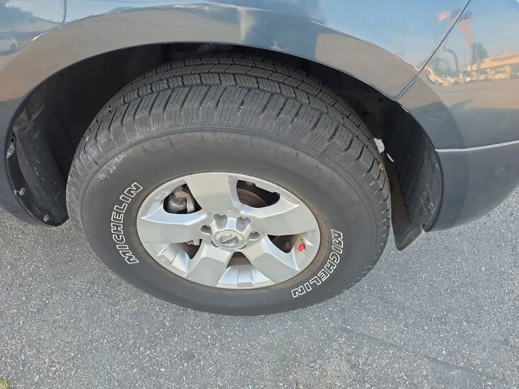 Used 2013 Nissan Frontier SV RWD image 10