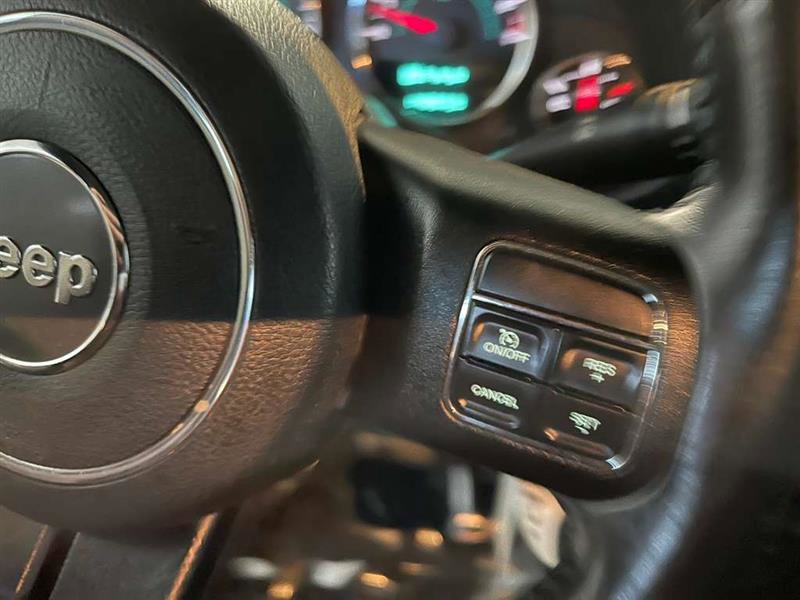 Used 2013 Jeep Wrangler Sport image 13