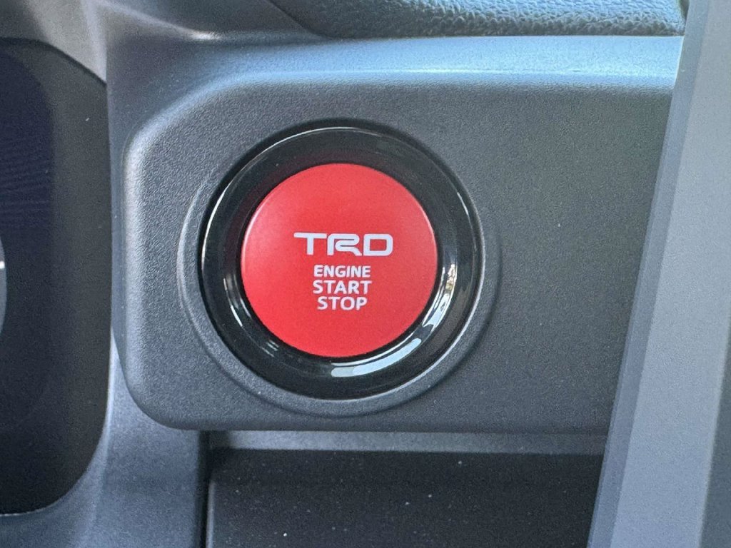 Used 2026 Toyota Tacoma TRD Off-Road AWD/4WD image 9
