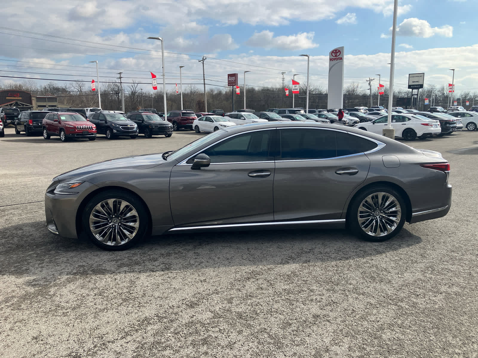 Used 2020 Lexus LS 500 image 4