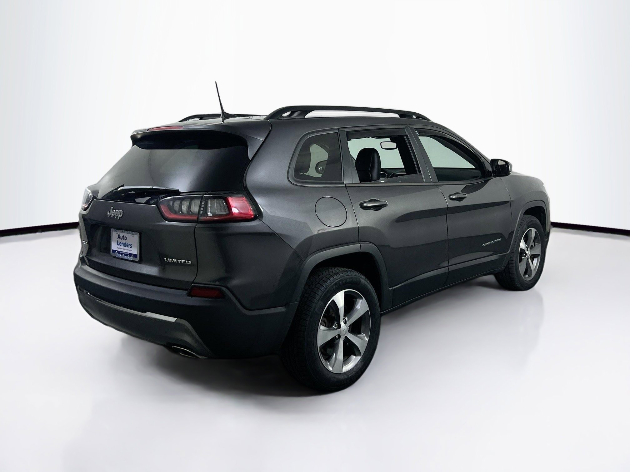 Used 2022 Jeep Cherokee Limited image 5