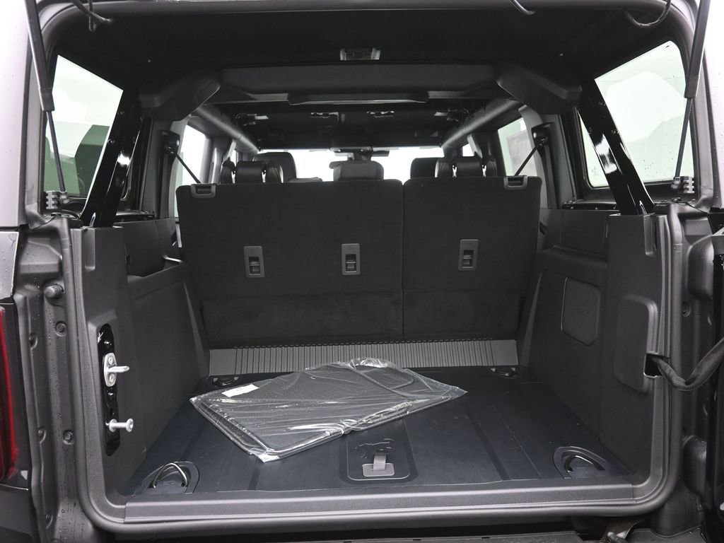 New 2025 Ford Bronco Badlands image 23