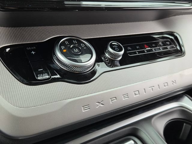 New 2026 Ford Expedition Max Active RWD image 19