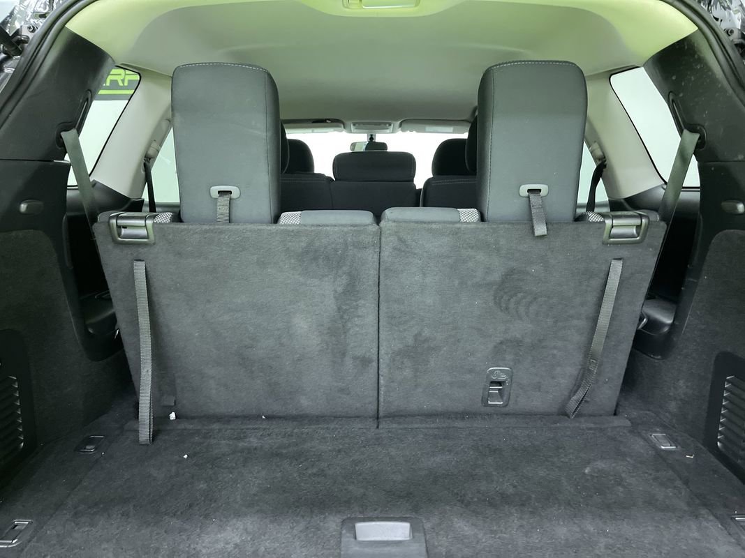 Used 2020 Nissan Pathfinder S image 28