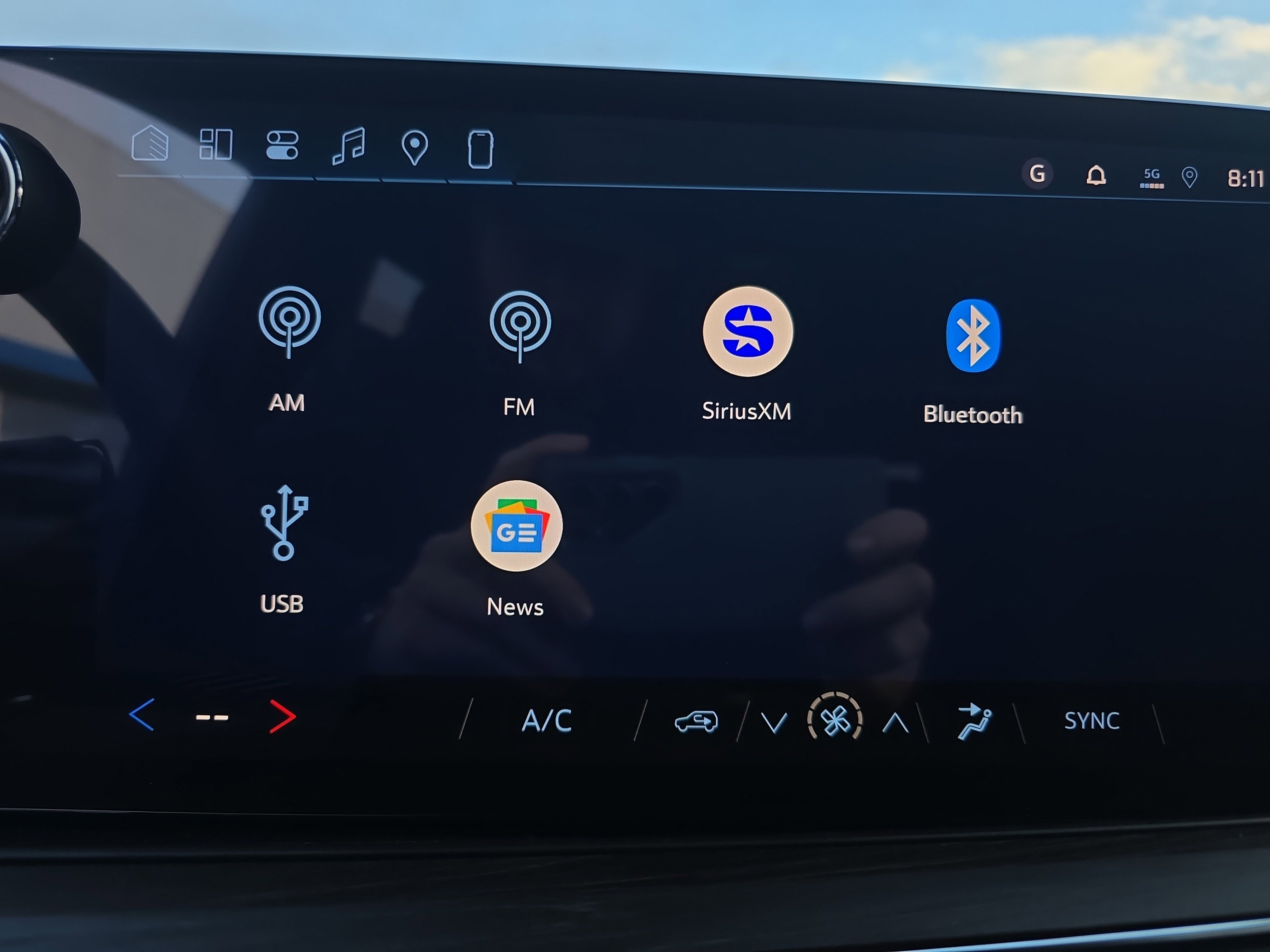 New 2026 Chevrolet Suburban LS image 29