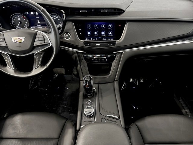 Certified 2023 Cadillac XT5 Premium Luxury w/ Technology Package image 2