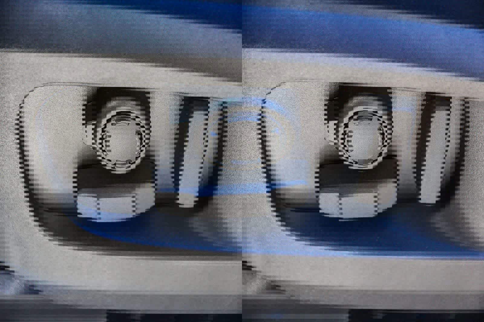 New 2026 Land Rover Defender 110 S image 16