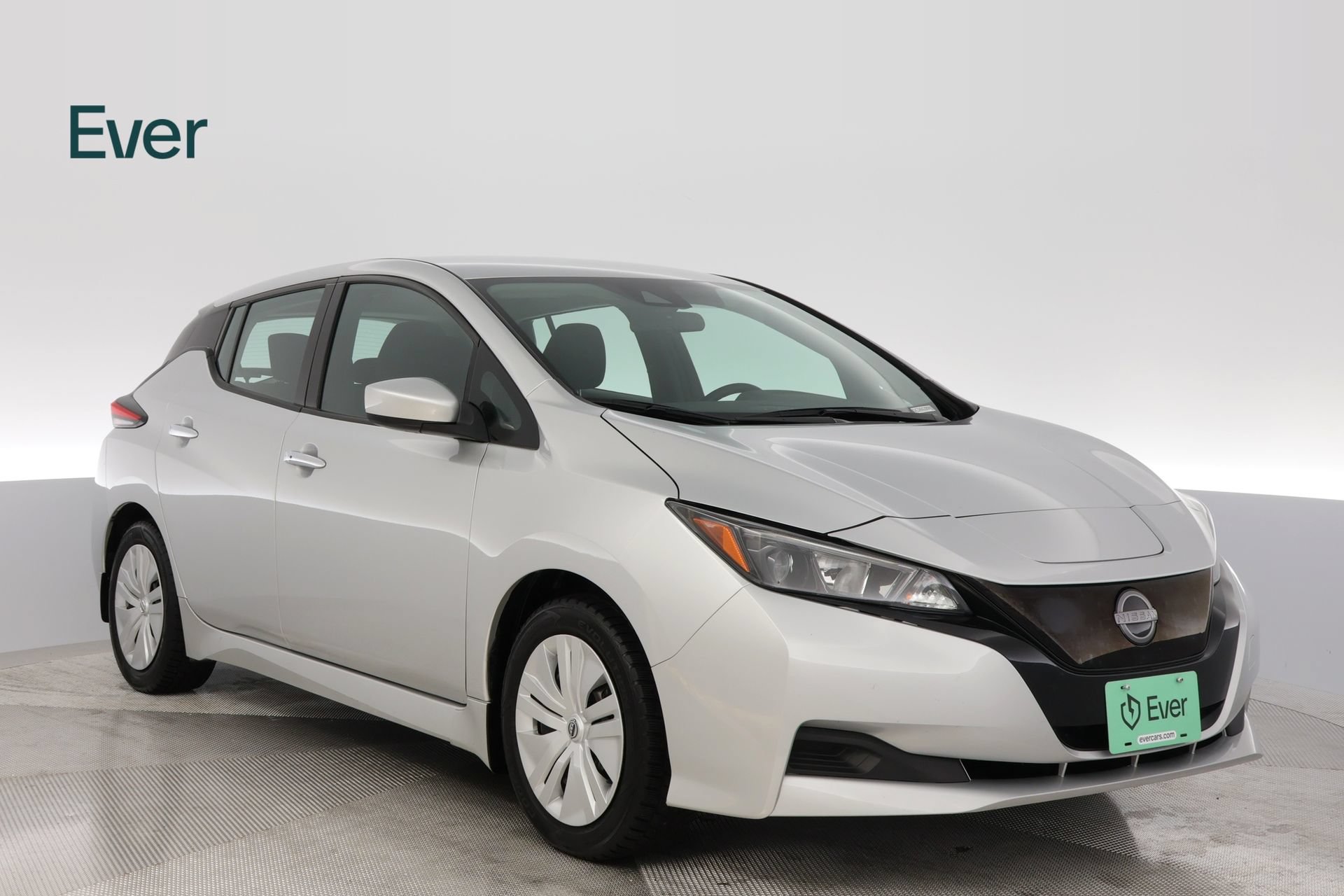 Used 2025 Nissan Leaf S FWD image 13