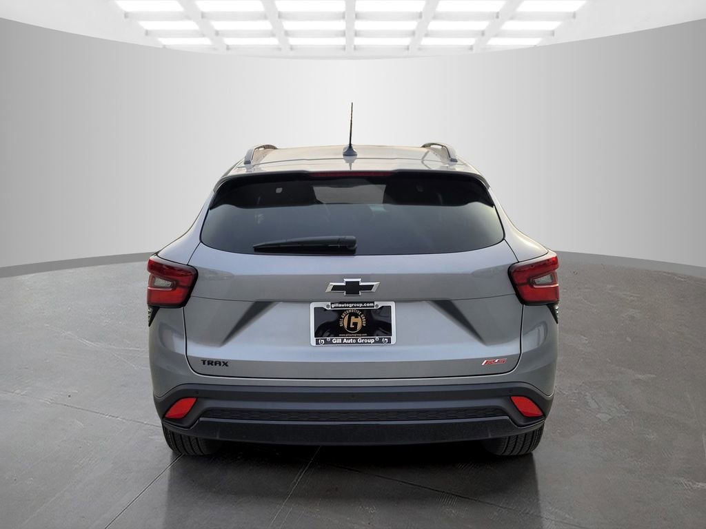 New 2026 Chevrolet Trax RS w/ Driver Confidence Package FWD image 5