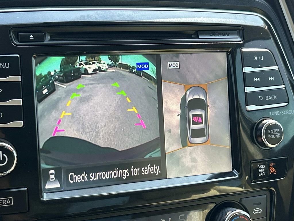 Used 2017 Nissan Maxima Platinum w/ Interior Lighting Package image 27