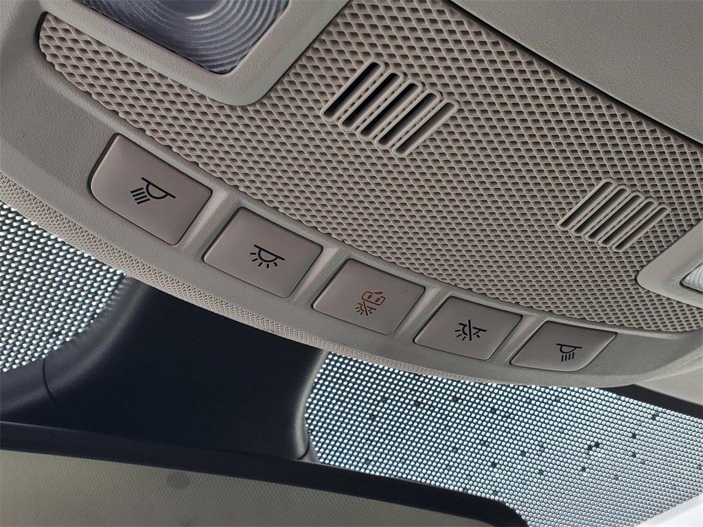 Used 2024 Ford Edge SEL image 19