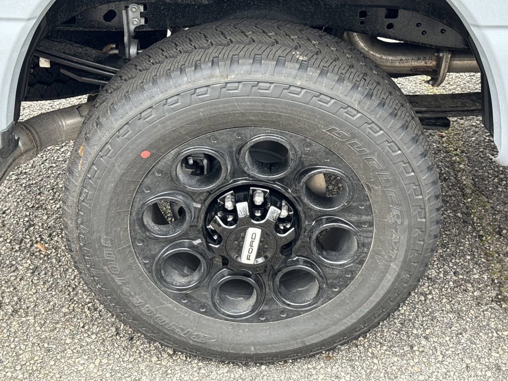 New 2026 Ford F250 Lariat w/ Black Appearance Package image 17