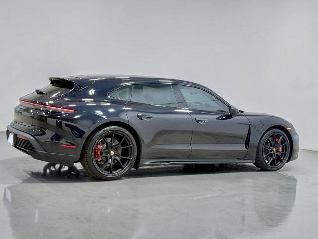 Used 2024 Porsche Taycan GTS AWD/4WD image 18