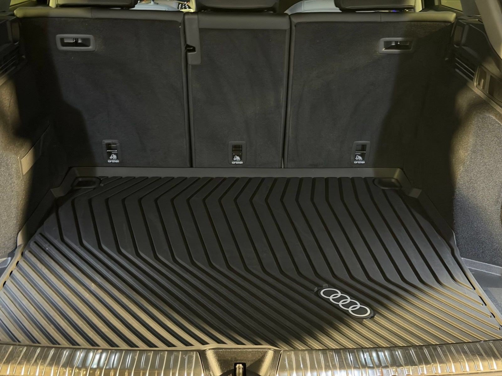 Certified 2025 Audi Q5 Premium w/ Convenience Package AWD/4WD image 25