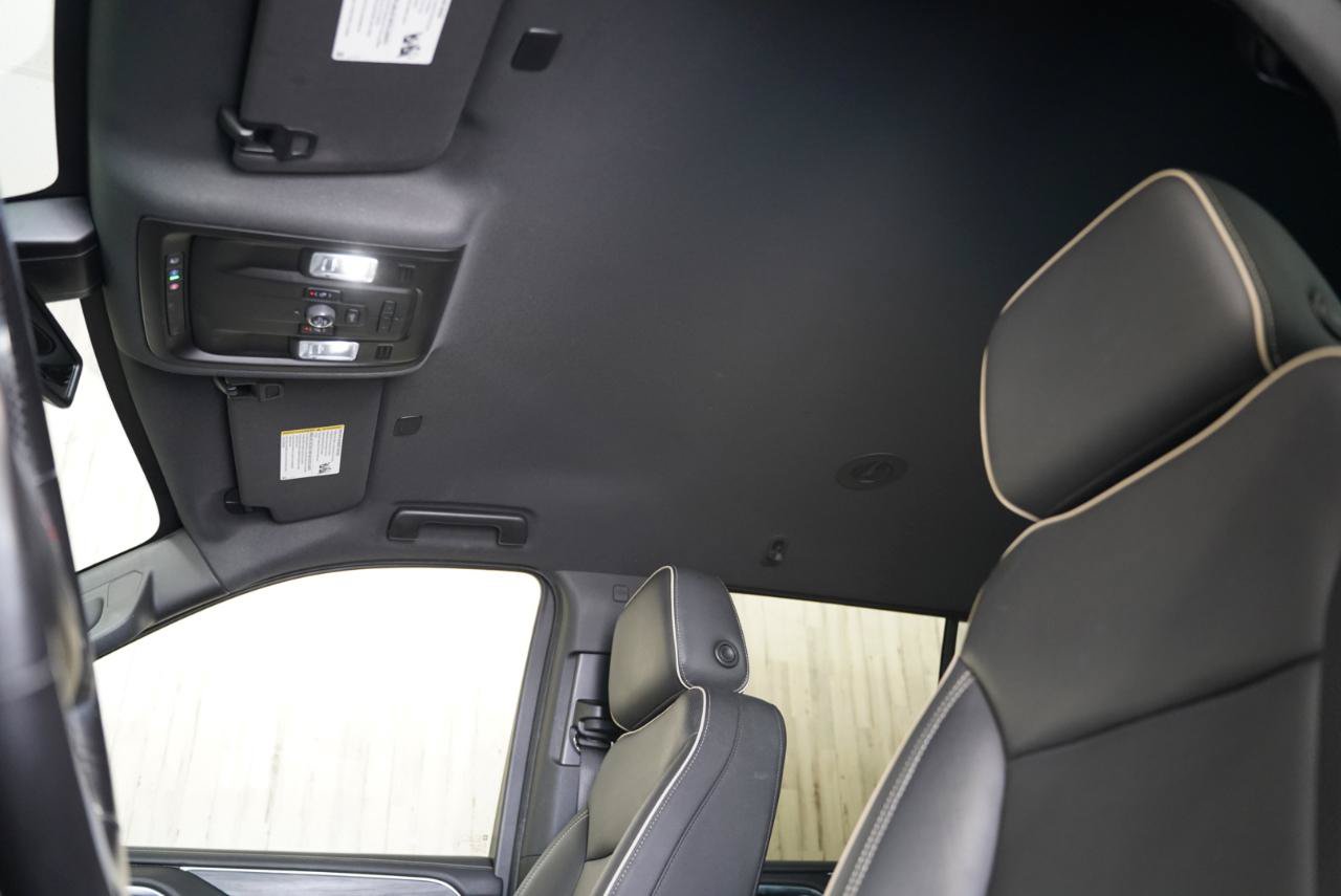 Used 2021 GMC Yukon SLT w/ SLT Luxury Package AWD/4WD image 24