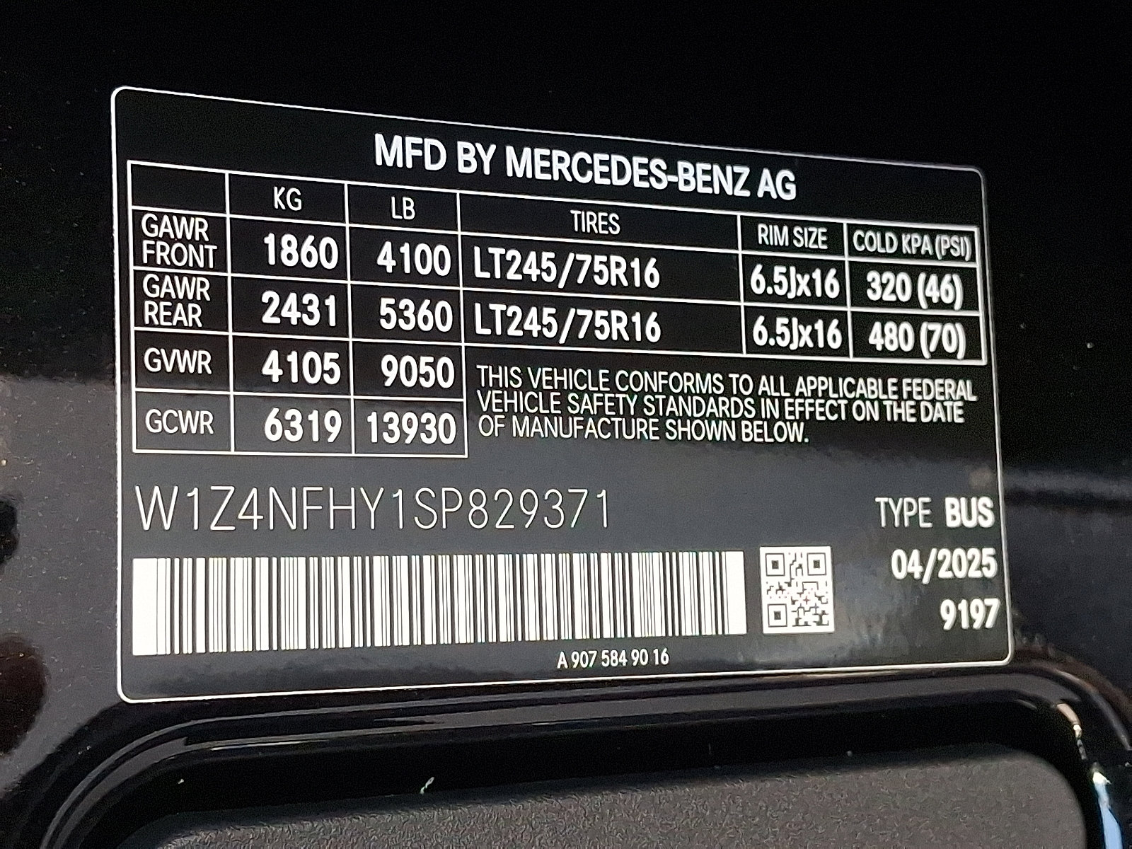 New 2025 Mercedes-Benz Sprinter 2500 image 19