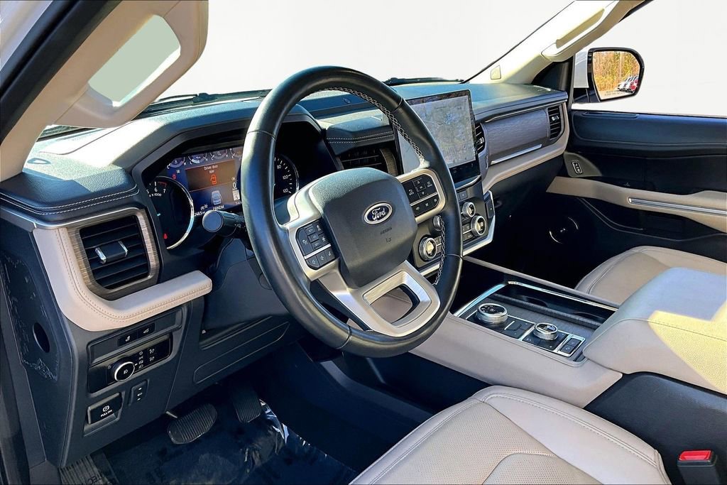 Used 2024 Ford Expedition Max Limited image 12