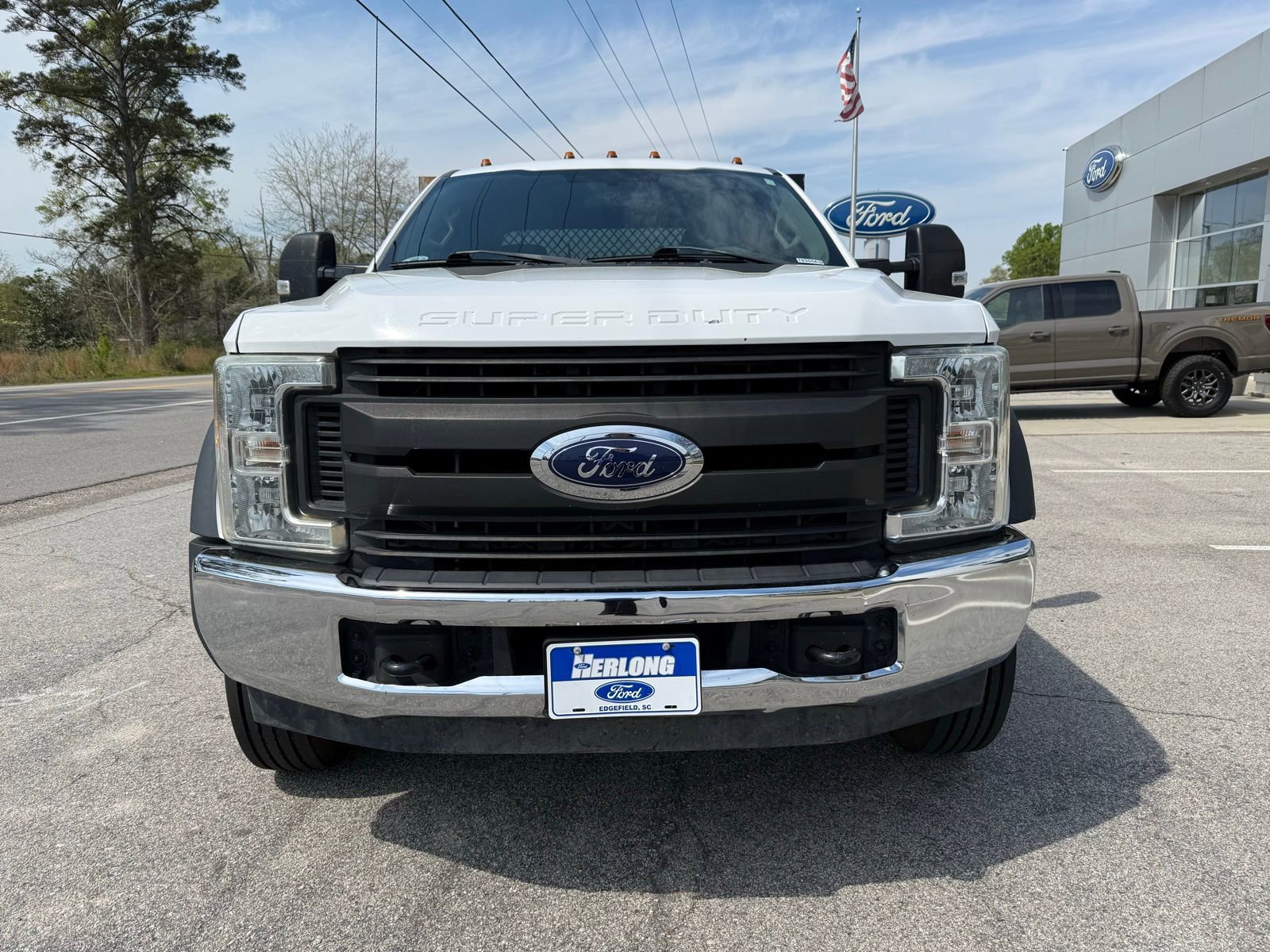 Used 2017 Ford F450 XL w/ Power Equipment Group RWD image 3