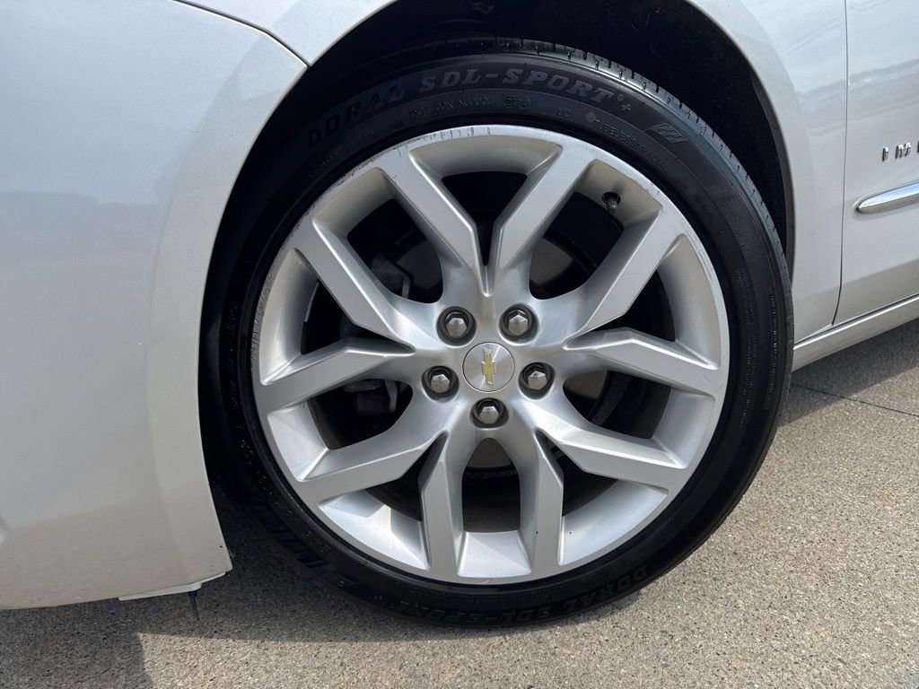Used 2017 Chevrolet Impala Premier FWD image 44