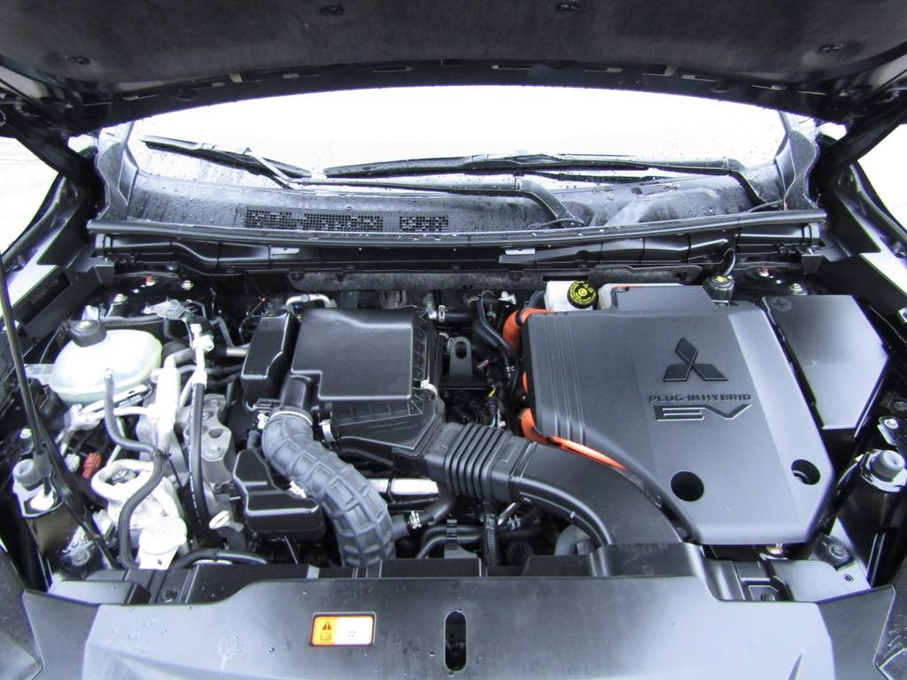 Used 2024 Mitsubishi Outlander SEL image 40