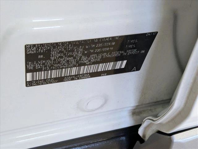 Used 2017 Toyota RAV4 SE image 28