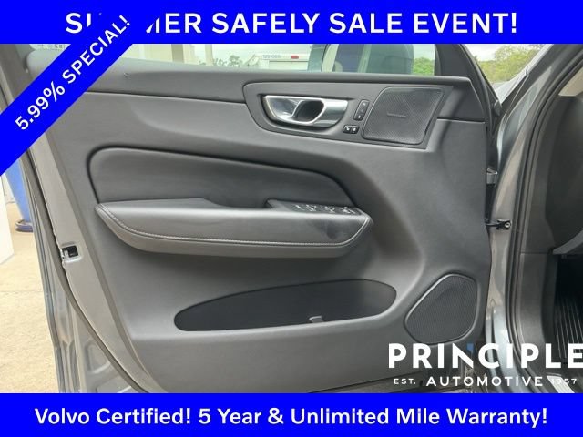 Certified 2025 Volvo XC60 T8 Ultra AWD/4WD image 26