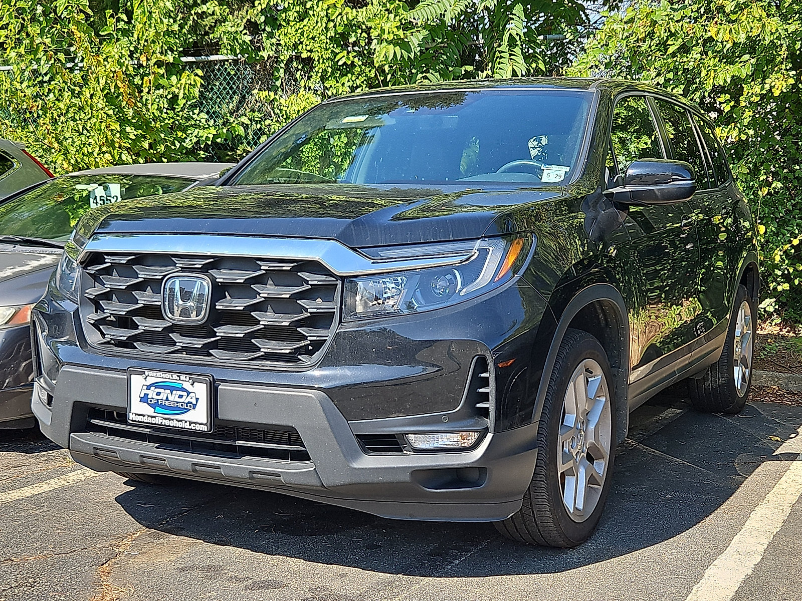 Used 2024 Honda Passport EX-L image 3