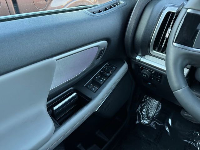 Certified 2025 Ford Expedition Max Active image 34