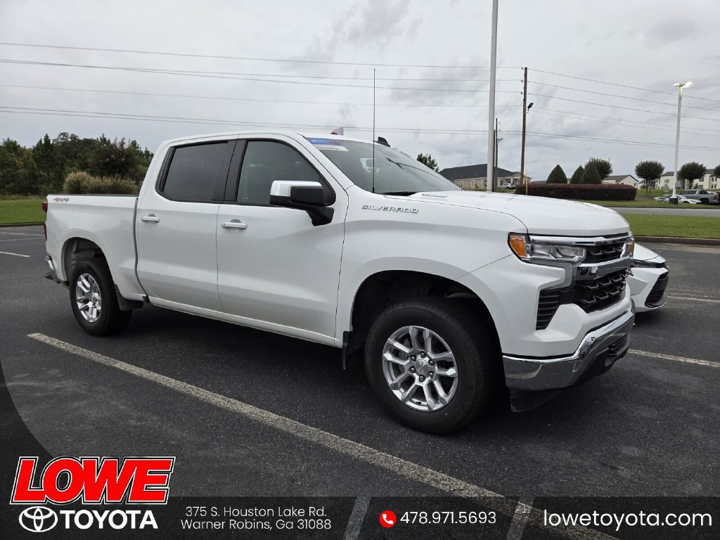 Used 2024 Chevrolet Silverado 1500 LT AWD/4WD image 1