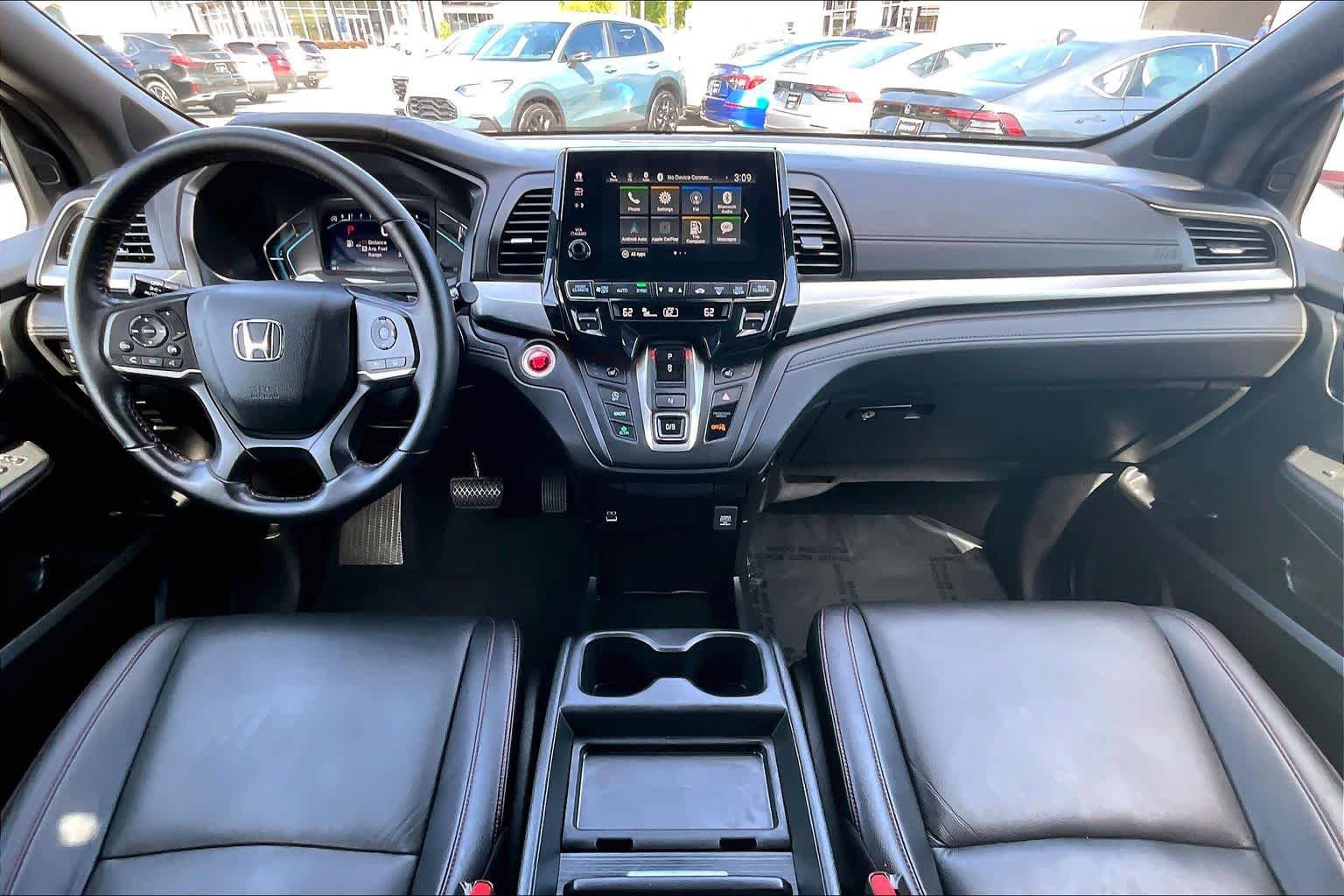 Used 2023 Honda Odyssey Sport image 16