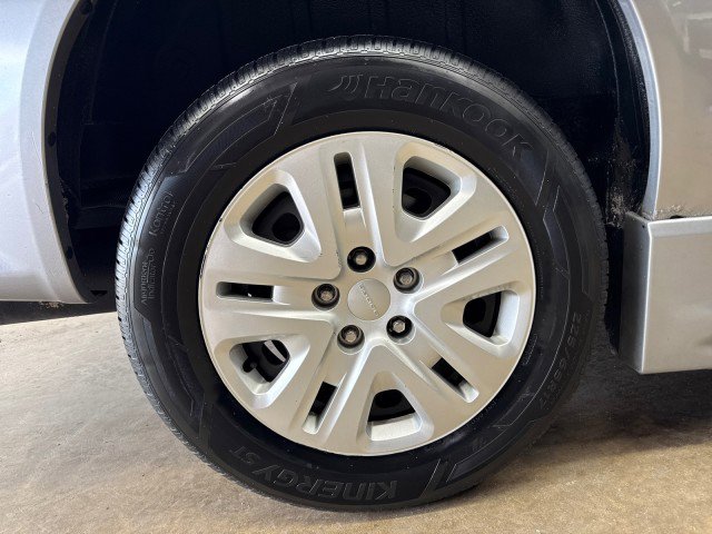 Used 2017 Dodge Grand Caravan SXT w/ Rear Park Assist Package FWD image 40