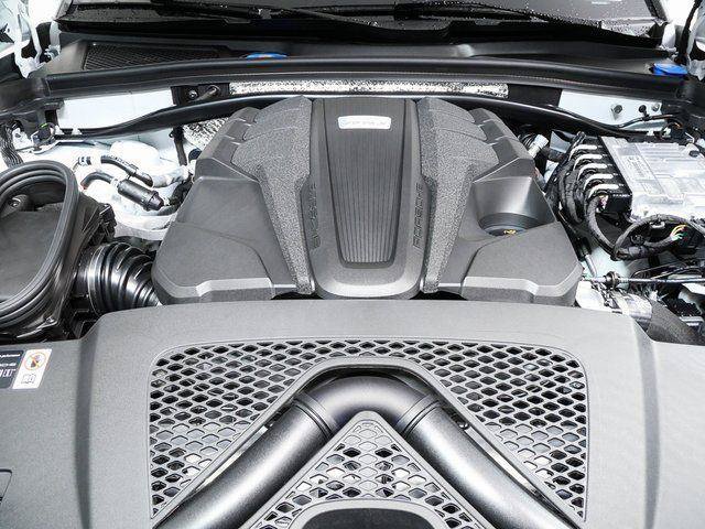 New 2026 Porsche Macan S AWD/4WD image 36