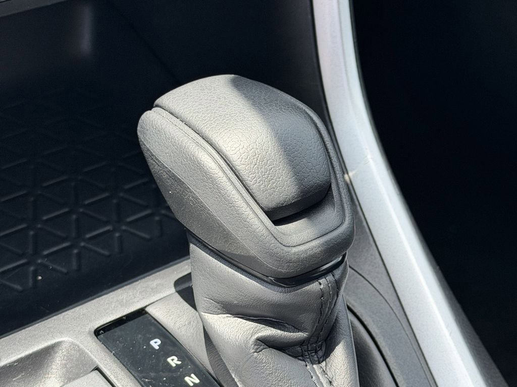 Used 2024 Toyota RAV4 LE FWD image 23