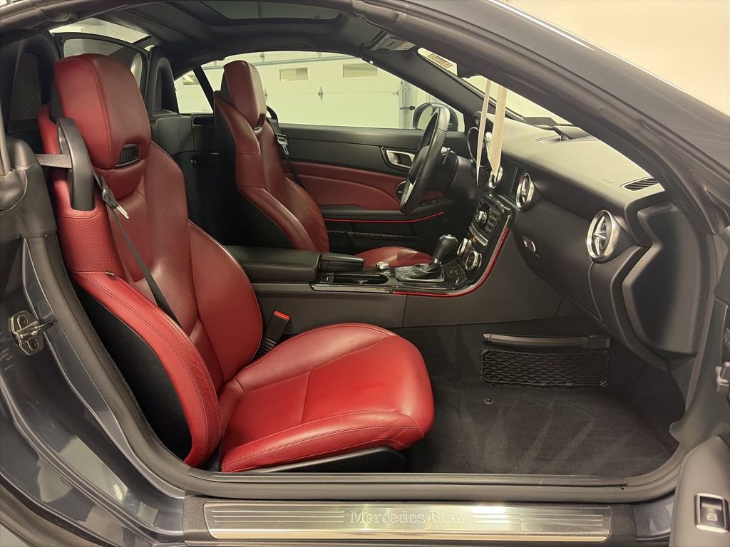 Used 2014 Mercedes-Benz SLK 250 image 17