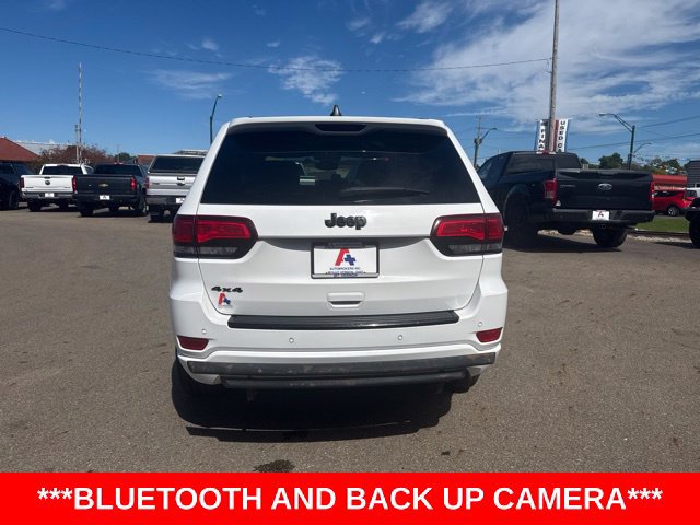 Used 2018 Jeep Grand Cherokee Altitude AWD/4WD image 2