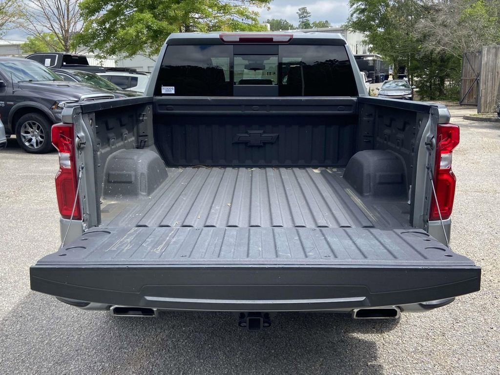 Used 2023 Chevrolet Silverado 1500 RST AWD/4WD image 5