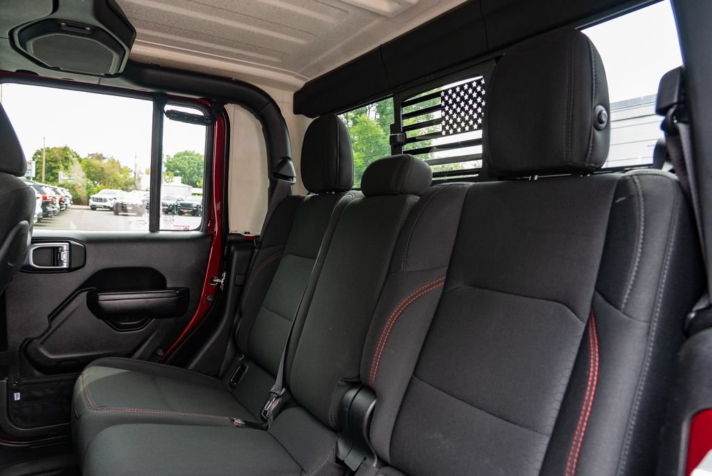 Used 2021 Jeep Gladiator Rubicon AWD/4WD image 24