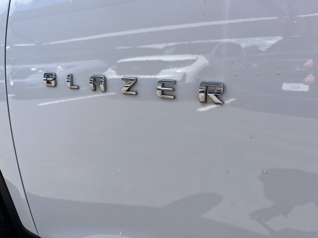 Used 2021 Chevrolet Blazer LT FWD image 9