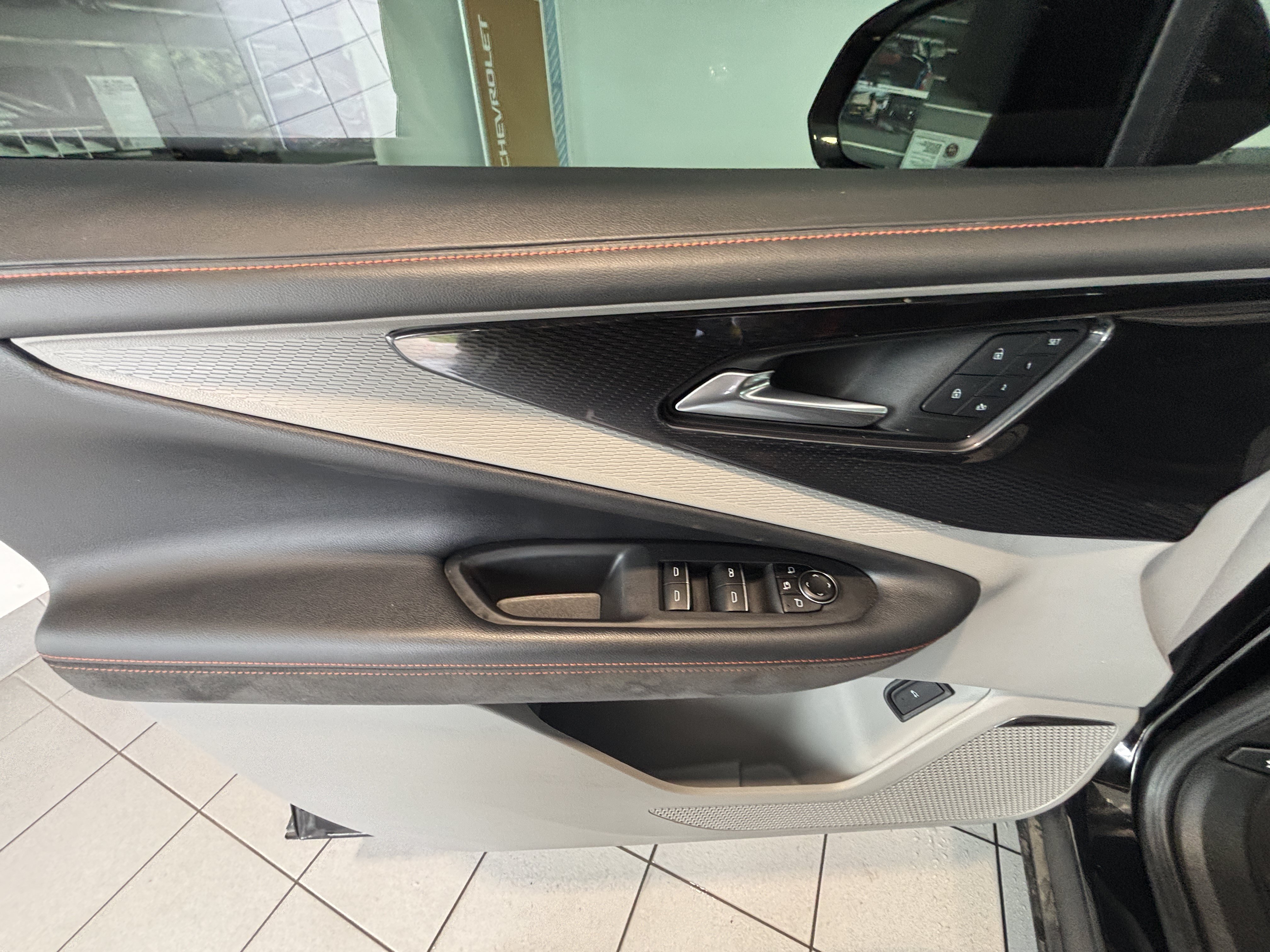 Used 2025 Chevrolet Blazer EV SS AWD/4WD image 10