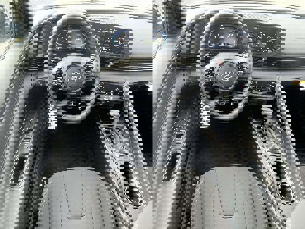 New 2026 Hyundai Elantra Sport image 11