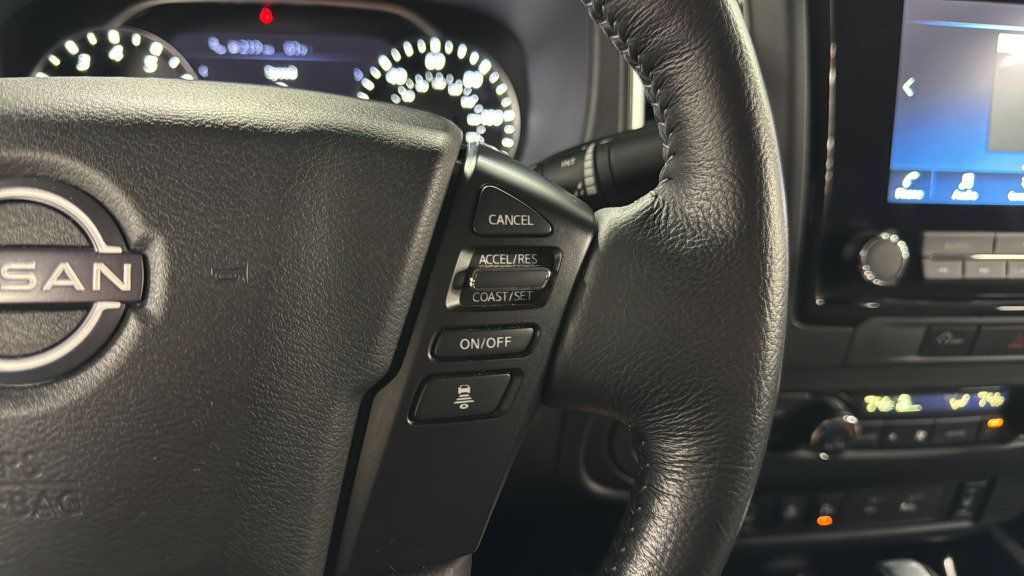 Used 2023 Nissan Frontier SV w/ SV Convenience Package image 32