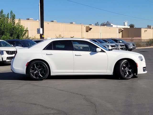Used 2023 Chrysler 300 S w/ Comfort Group RWD image 4
