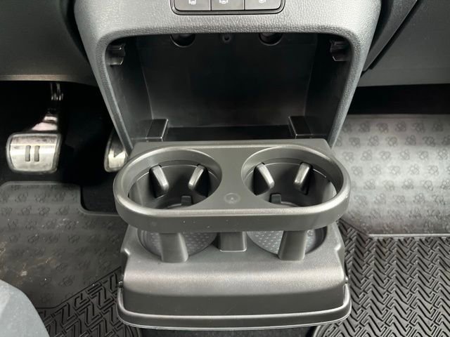 Certified 2025 Volkswagen ID. Buzz Pro S image 17